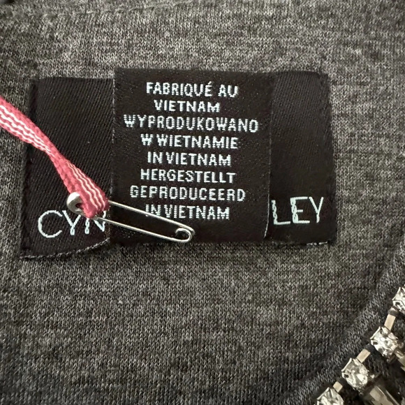 NWT Cynthia Rowley gray ponte knit Chic top with Rhinestone detailing at neck. - Picture 12 of 12
